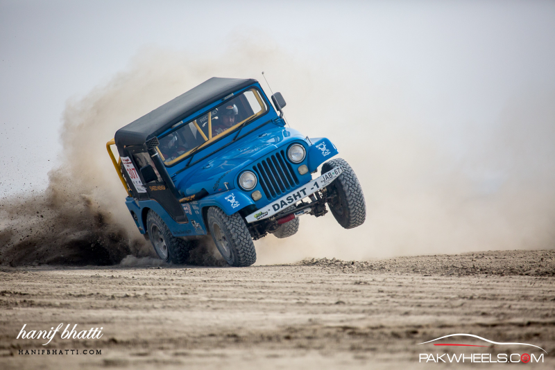 Illustration for article titled Saving A 4x4 From Flipping And Why You Should Lose The Camera Too